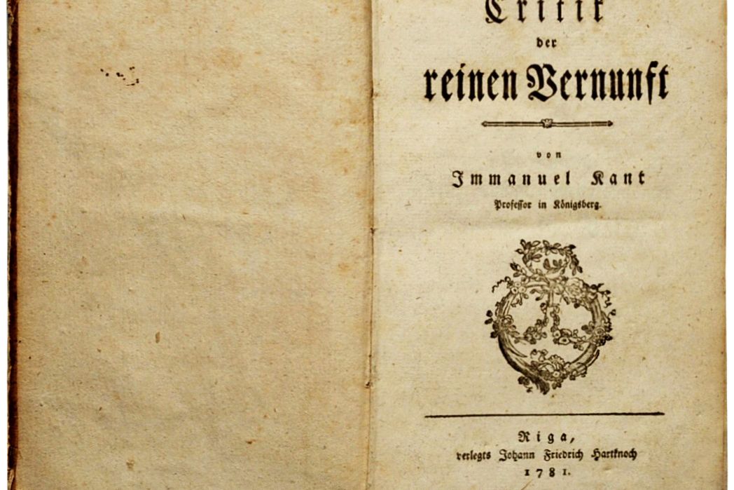 Open first edition of Kant's Critik der reinen Vernunft showing the title page, printed in Riga in 1781.